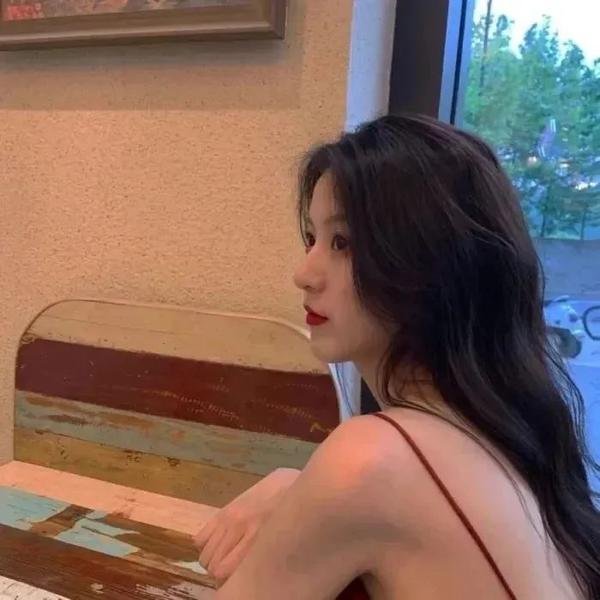 《我们村里的人》封面